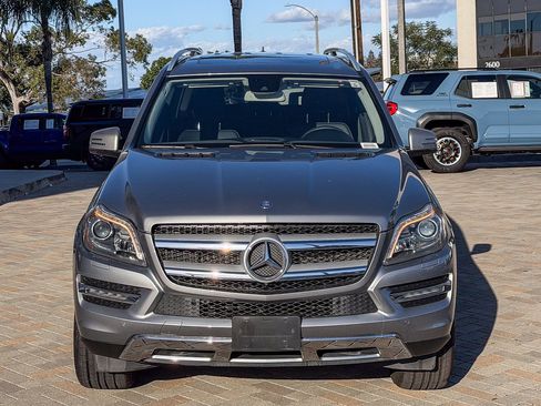 Used 2016 Mercedes-Benz GL 450 4MATIC image 2
