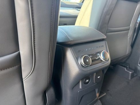 New 2026 Ford Explorer Active w/ Active Comfort Package image 24