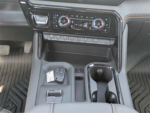 New 2025 GMC Sierra 2500 AT4 w/ AT4 Premium Plus Package image 22