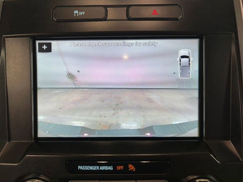 Used 2016 Ford F150 XLT w/ Equipment Group 302A Luxury image 29