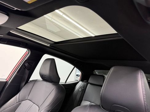 Used 2025 Toyota Camry XSE FWD image 25