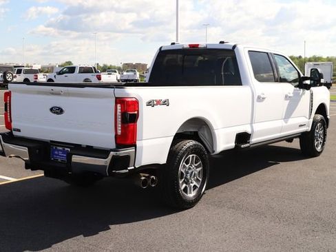 Certified 2024 Ford F250 Lariat w/ Lariat Ultimate Package AWD/4WD image 7