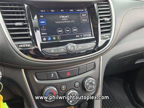 Used 2022 Chevrolet Trax LS w/ Tint and Cruise Package image 19