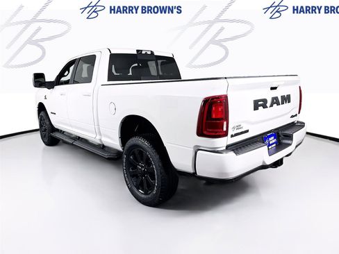 New 2026 RAM 3500 Laramie AWD/4WD image 29
