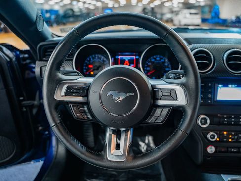 Certified 2019 Ford Mustang Coupe image 34