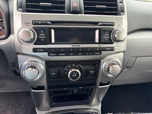 Used 2010 Toyota 4Runner SR5 AWD/4WD image 25