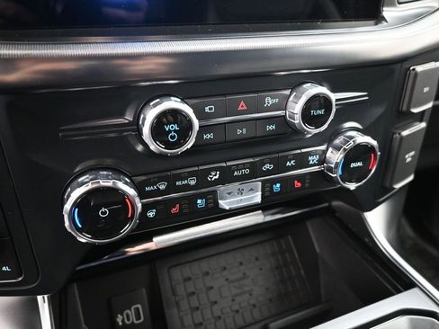 Used 2025 Ford F150 Raptor image 21