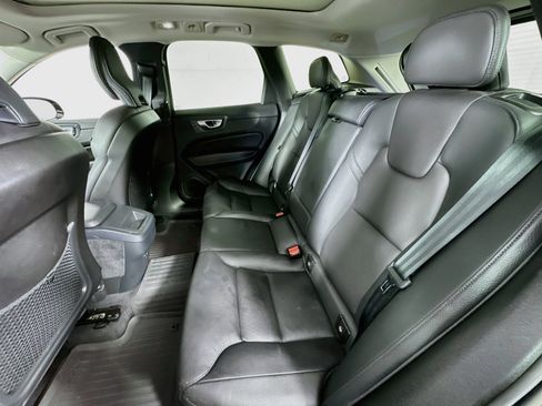 Used 2023 Volvo XC60 B5 Plus w/ Protection Package Premier AWD/4WD image 25