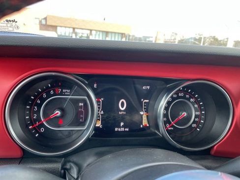 Used 2022 Jeep Gladiator Rubicon w/ Cold Weather Group AWD/4WD image 14