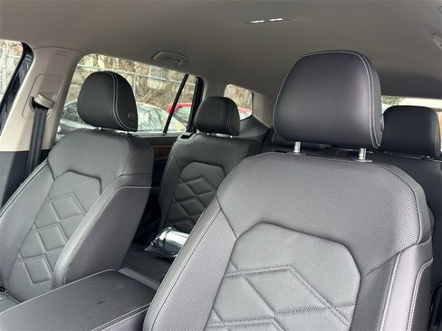 New 2026 Volkswagen Atlas SE image 11