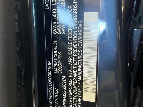 Used 2025 Volvo S60 T8 Ultra w/ Climate Package image 19