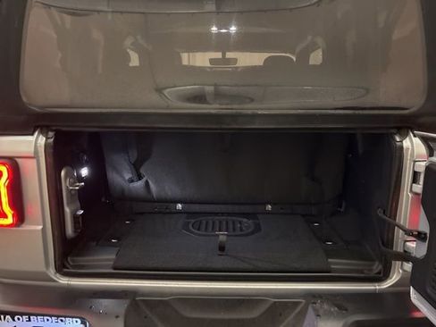 Used 2023 Jeep Wrangler Rubicon w/ LED Lighting Group image 9