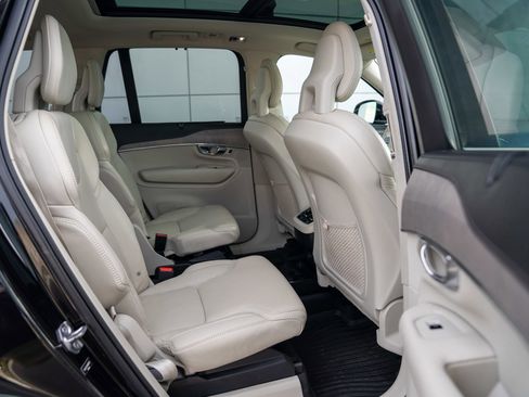 Used 2021 Volvo XC90 T6 Inscription w/ Advanced Package image 23