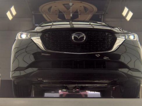 Used 2025 MAZDA CX-5 AWD 2.5 S w/ Preferred Package image 3