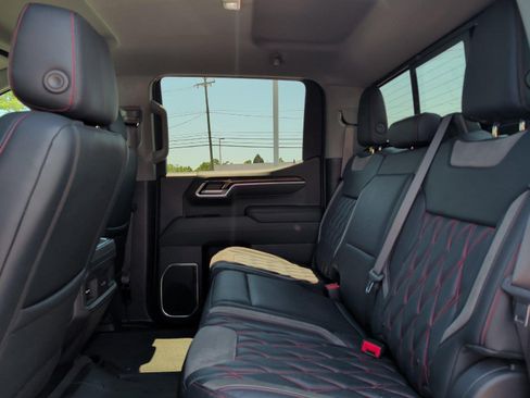 Used 2025 Chevrolet Silverado 1500 RST AWD/4WD image 34