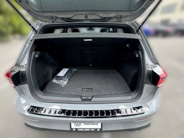 New 2026 Volkswagen GTI SE FWD image 21