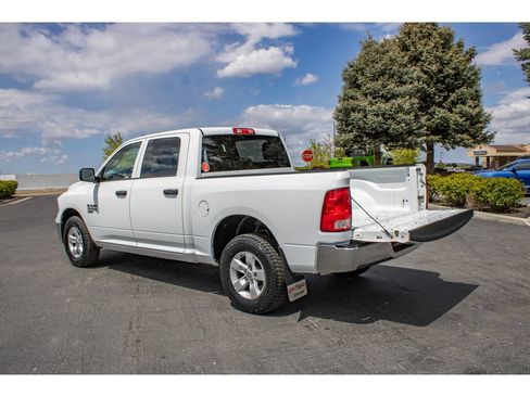 Used 2023 RAM 1500 Classic SLT w/ Electronics Group AWD/4WD image 9