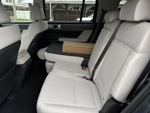 New 2026 Hyundai Santa Fe SE AWD/4WD image 21
