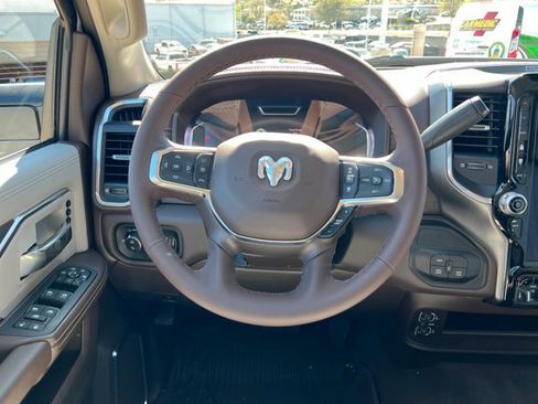 New 2026 RAM 2500 Laramie AWD/4WD image 12