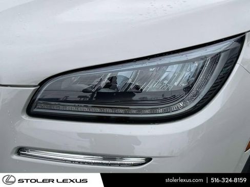 Used 2024 Lincoln Corsair AWD w/ Equipment Group 101A image 12