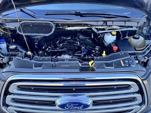 Used 2019 Ford Transit 350 XLT image 37