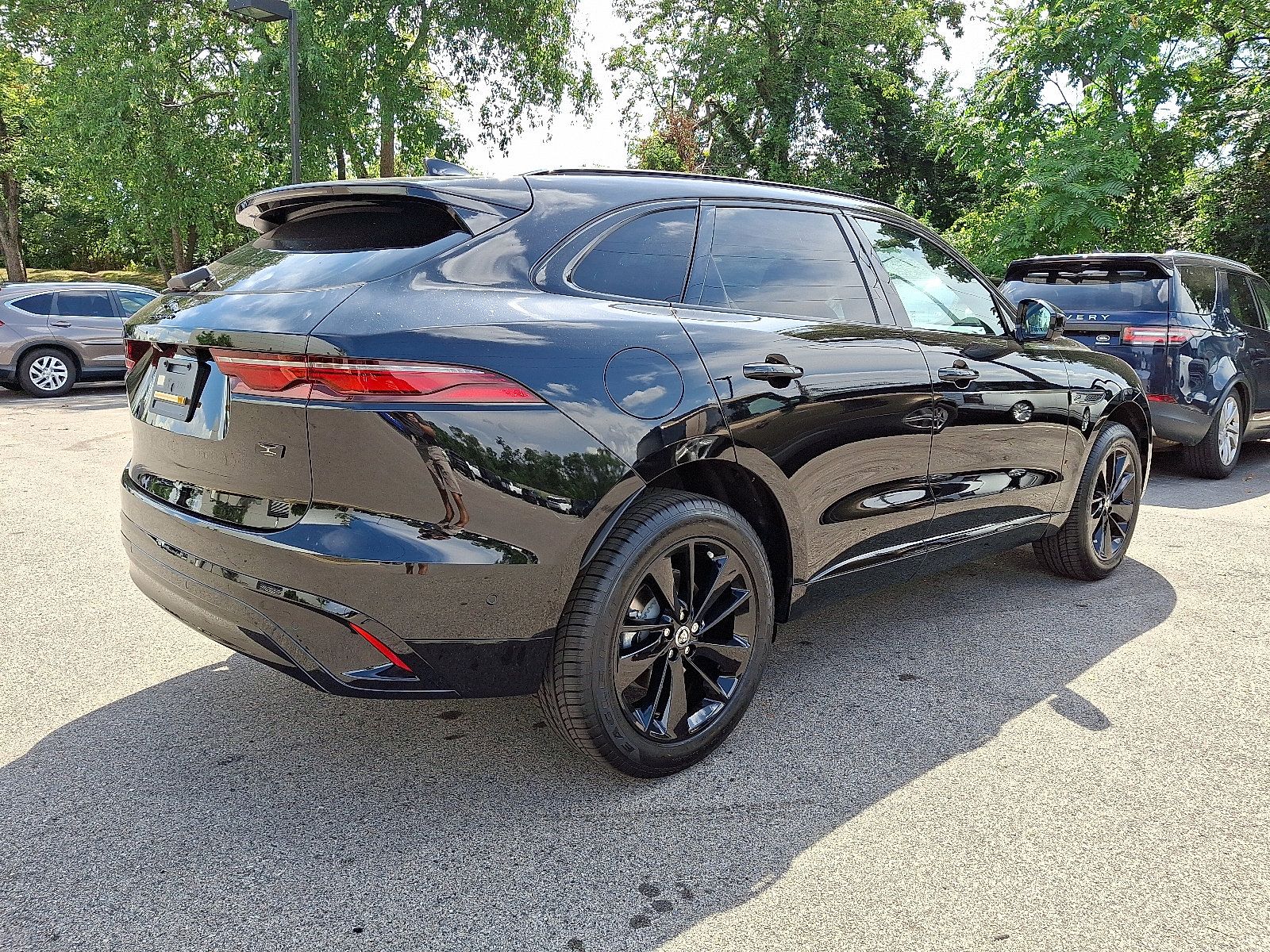 New 2026 Jaguar F-PACE R-Dynamic S AWD/4WD image 2