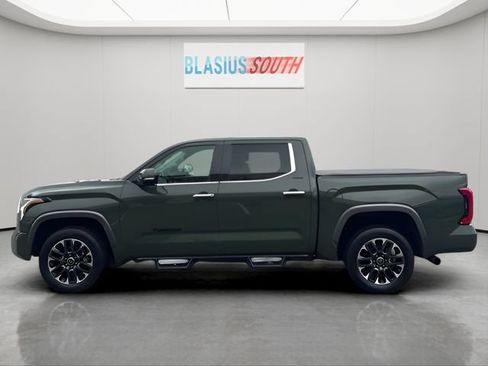 Used 2023 Toyota Tundra Limited AWD/4WD image 6
