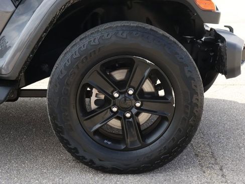 Used 2021 Jeep Wrangler Unlimited Sahara image 50