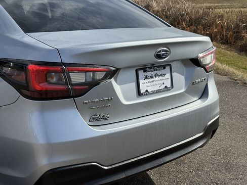 Used 2022 Subaru Legacy Premium w/ Popular Package #1 image 9