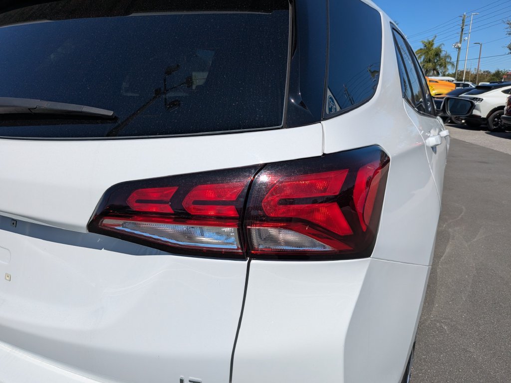 Used 2023 Chevrolet Equinox LT FWD image 12