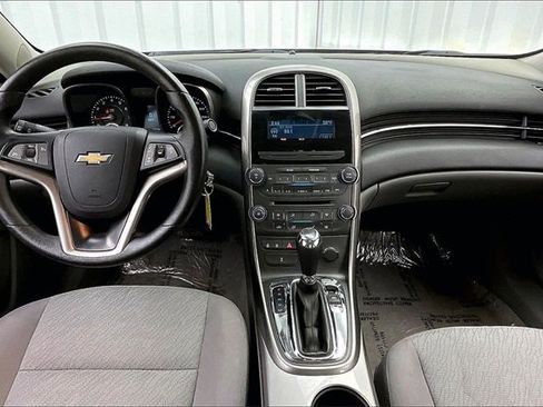 Used 2013 Chevrolet Malibu LS image 14