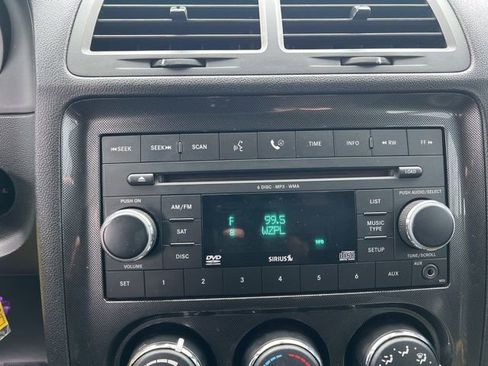 Used 2009 Dodge Challenger R/T image 16