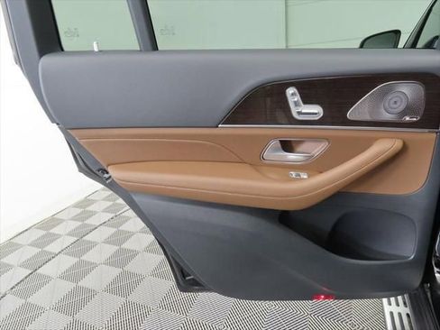 New 2026 Mercedes-Benz GLS 450 4MATIC image 27
