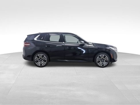 Used 2025 BMW X3 xDrive30i w/ Premium Package image 7