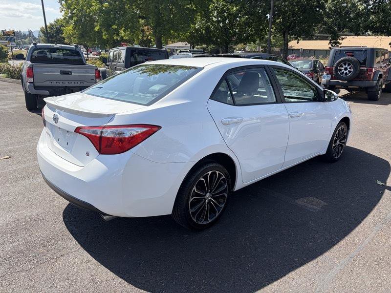Used 2015 Toyota Corolla S FWD image 4