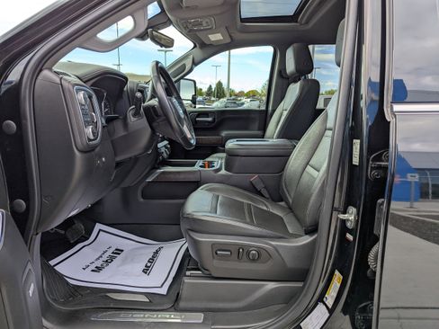 Used 2020 GMC Sierra 2500 Denali w/ Denali Ultimate Package AWD/4WD image 12