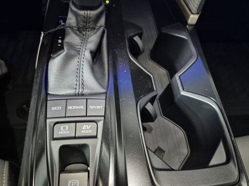 New 2026 Toyota Camry Hybrid image 32