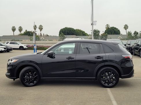 Certified 2024 Honda HR-V Sport image 8