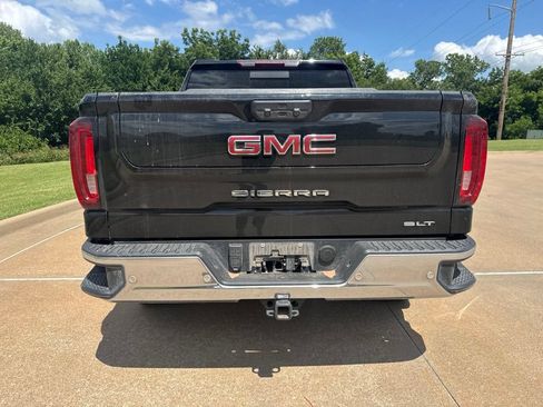 Used 2023 GMC Sierra 1500 SLT AWD/4WD image 4