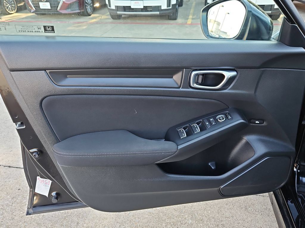 Used 2025 Honda Civic Sport image 11