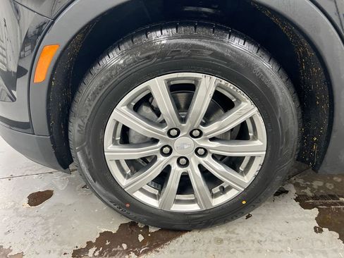 Used 2020 Cadillac XT4 Premium Luxury AWD/4WD image 25