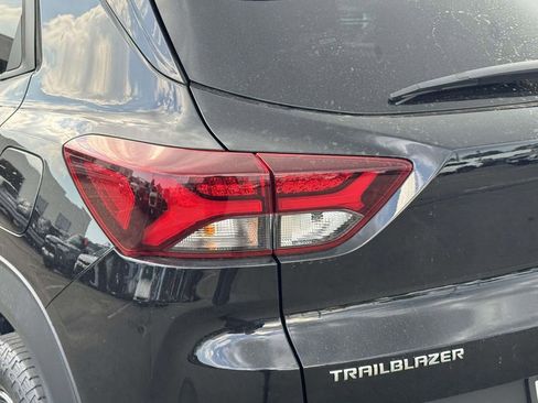 Used 2023 Chevrolet TrailBlazer ACTIV w/ Convenience Package FWD image 13