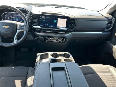 Used 2023 Chevrolet Silverado 1500 LT AWD/4WD image 12