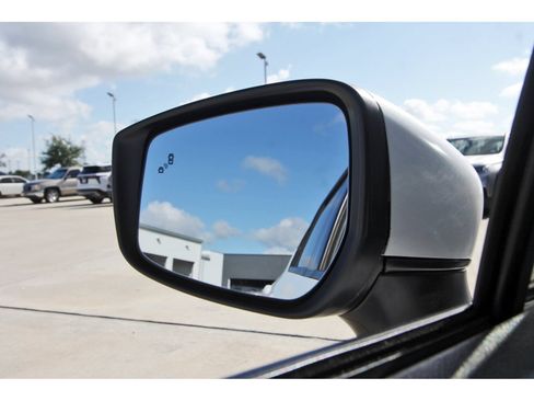Used 2024 Nissan Versa SV w/ Trunk Package FWD image 10