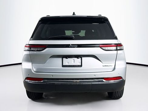 Used 2023 Jeep Grand Cherokee Laredo image 29