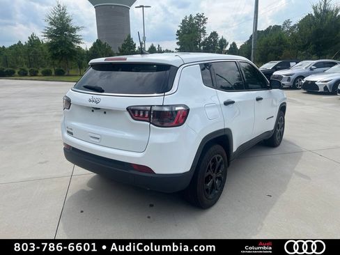 Used 2025 Jeep Compass Sport AWD/4WD image 4