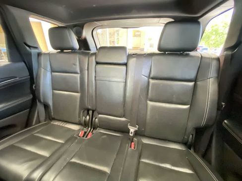 Used 2015 Jeep Grand Cherokee Limited w/ Luxury Group II AWD/4WD image 26
