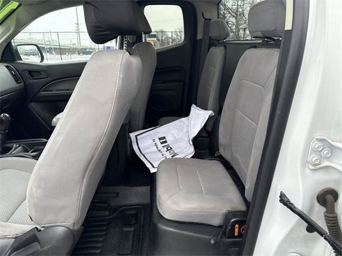 Used 2016 Chevrolet Colorado W/T image 13