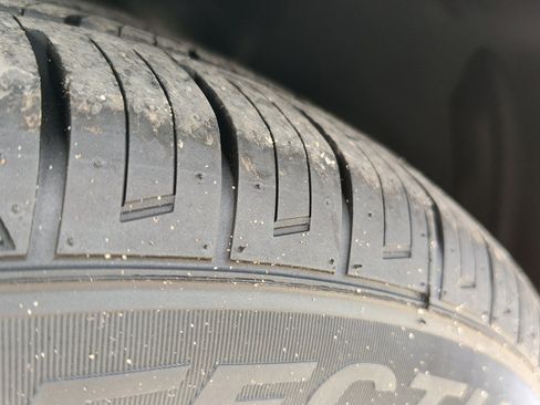 Used 2019 Buick Regal Preferred image 11