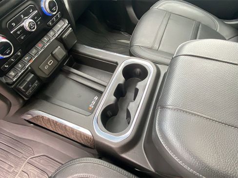 Used 2023 GMC Sierra 3500 Denali w/ Denali Ultimate Package image 22